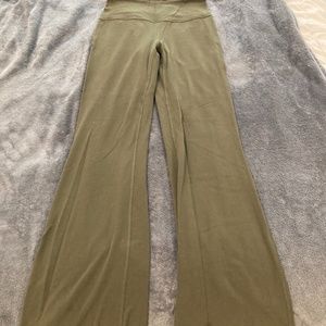 Lululemon groove pants